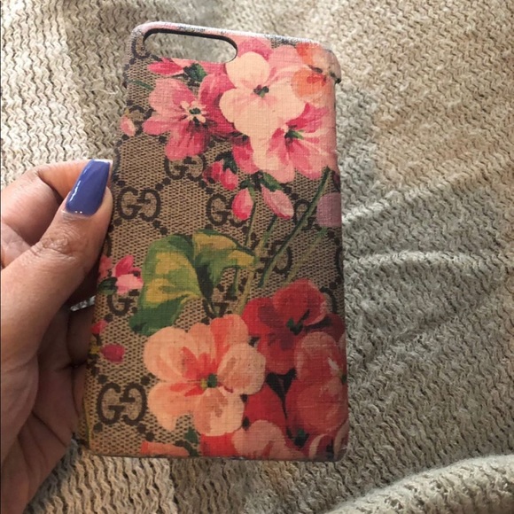 Gucci phone case - Picture 1 of 2